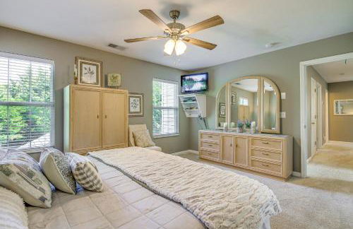 Home Sweet Home with Private Pool and Patio! - Foto 17