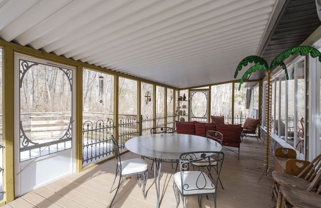 Grand Dream Vacation Home in Nashville 7+ beds! - Photo 42