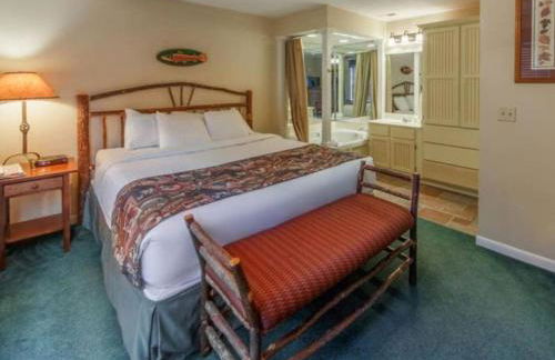 Beautiful 2BD condo in lakefront resort with lots of outdoor onsite activities - Foto 7