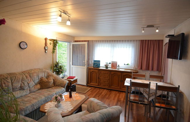 Heatable Pool Retreat - Foto 13