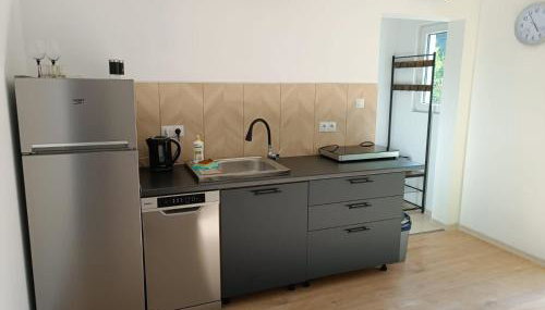 Domek Jelonek nad jeziorem i rzeką - Foto 4