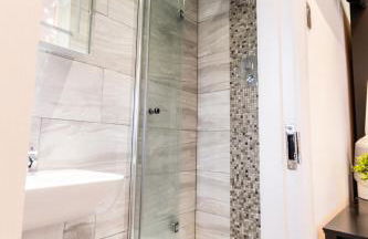 Charming Home in Bromsgrove - Perfect for Groups - Foto 63