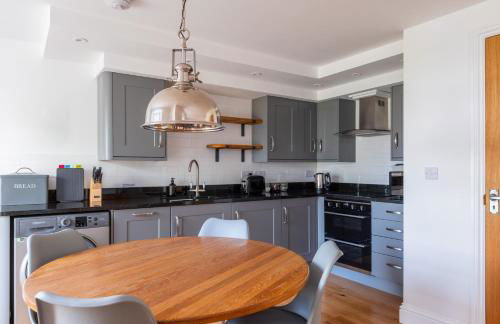 Georgian Apartment with Courtyard in Boscastle - Ideal for Couples and Families - Foto 19