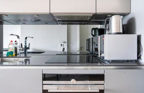 Stunning London city view large 1 bed apt - Foto 27