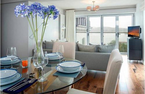 Deganwy Tower Apartment - Photo 3