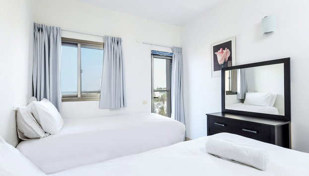 Herzliya Seaside Charming Home by Sea N' Rent - Foto 4, Quarto