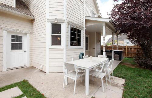 The Victorian off Main Street - Foto 31