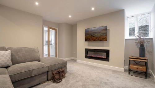 The Hideaway with Cosy Fireplace by LetMeStay - Foto 1