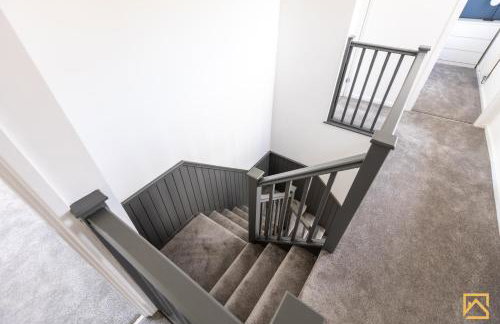 Cosy 5 bedroom house - Central By Valore Property Services - Photo 32