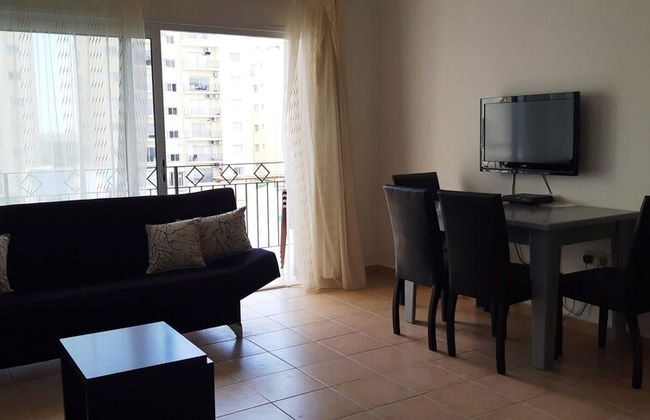 Begonvilla Court Block 7 Apartment 12 - Foto 1