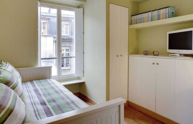 St Germain Grenelle Residence - Photo 2