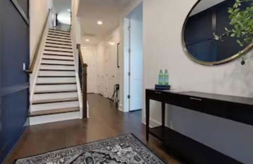 NEW and luxurious home by downtown Nashville with rooftop deck! - Foto 9