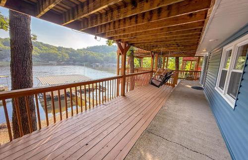 Lakefront 4BD2BADockGrillDecksFirepit-12PP - Photo 56