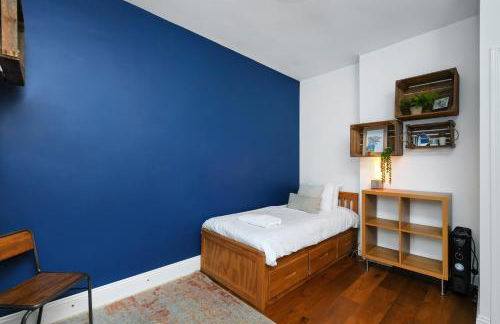 Convenient 3-Bed Near Bingham Station & Town Centre - Foto 18