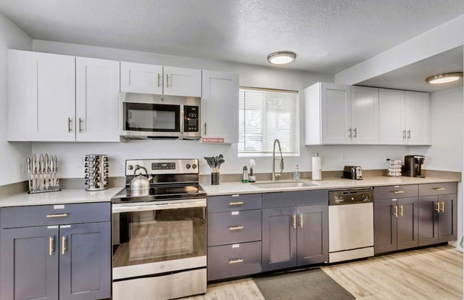 Cozy 2BR Apt w Parking Near Downtown SLC - Foto 26