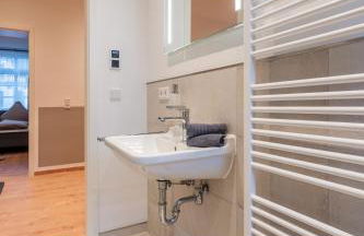 In 2 Minuten am Bahnhof - traumhaftes Apartment mitten in Halle No3 - Foto 18