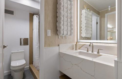 Luxurious Beachfront Condo - Foto 24