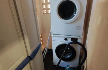 Luxury 2 bedrooms, Private Heated Pool - EHHouse - Photo 42