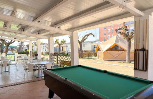 Camping Costa Dorada Bungalow Maia - Foto 18