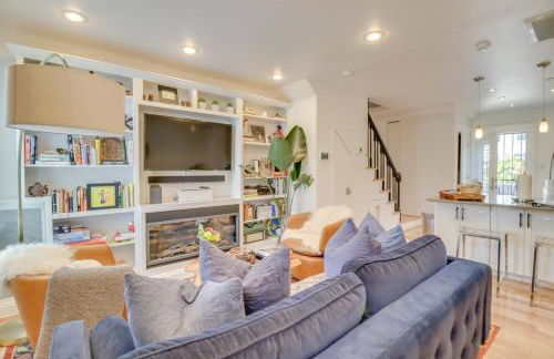 2 Mi to National Mall Stunning Townhome with Patio! - Foto 7