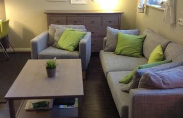 FeWo Buchheim, hochwertig und gemütlich, 5min zur S-Bahn - Photo 7