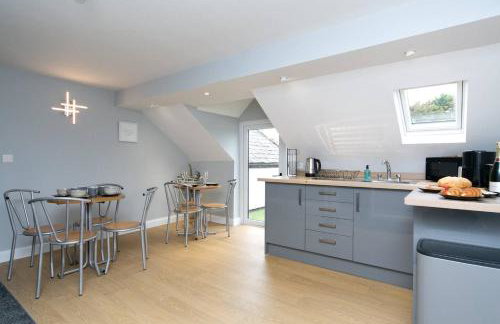 Modern en-suite room in country PubRestaurant 2 with communal kitchen - Pass the Keys - Foto 2