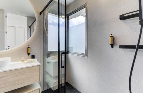 SEA VIEW I POOL I PRIVATE GARAGE I WI-FI I WINE l COFFEE - Foto 23