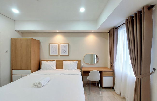 Good Deal and Strategic Studio at Podomoro City Deli Medan Apartment - Foto 9