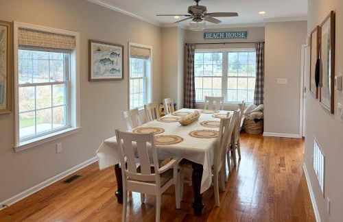 Charming Spring Lake Retreat, 1 Mi to Beach! - Foto 8