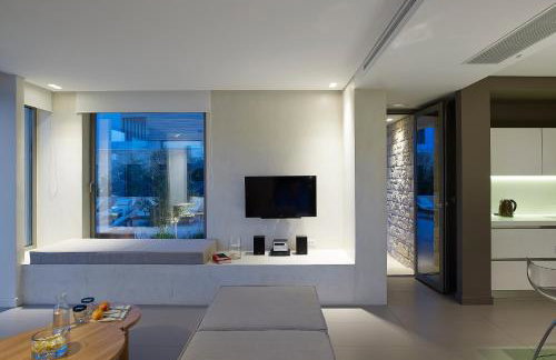 Youphoria Sea View Villas - Photo 28