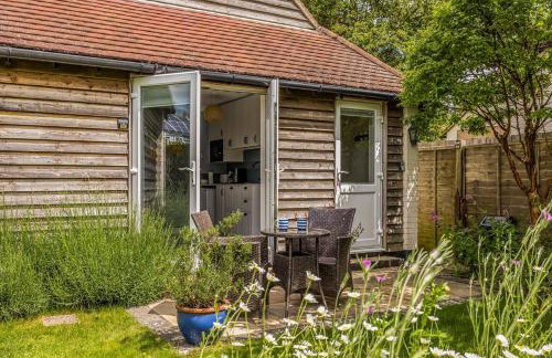 Walk to West Wittering Beach - Pass the Keys - Foto 23