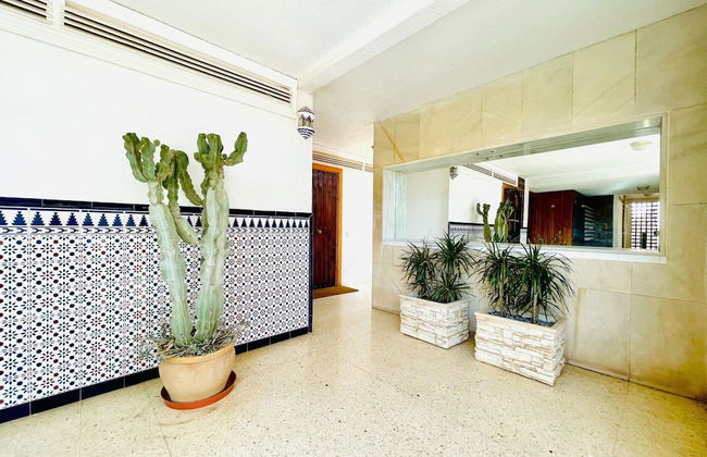 Sea View Escape in La Garrofa - Photo 25