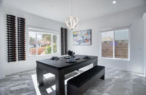 VEGAS OASIS CLOSE 2 STRIP! Private Hot tub & Heated Pool - Foto 50