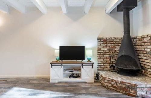 3BR Condo Near Lake & Skiing - Foto 6