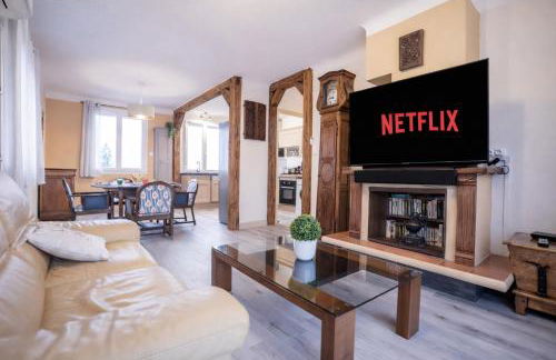 Terrasse et parking a 500m de la Cite AR - Foto 18