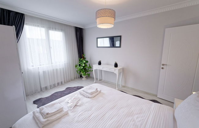 Stunning Gorgeous 2 BR near Golden Horn - Foto 44