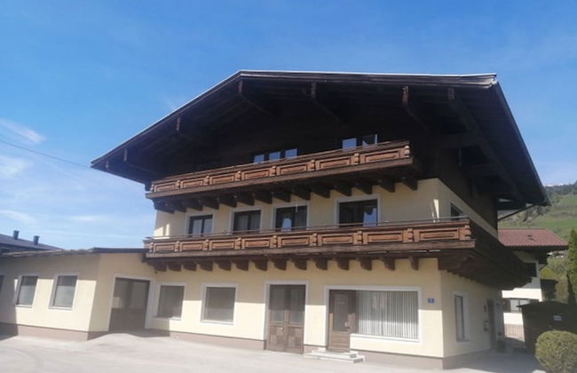 Apartment in Niedernsill Near Ski Slopes - Foto 26