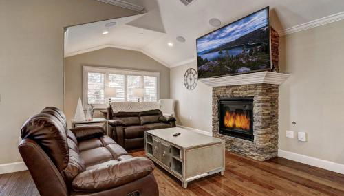 Tahoe Woods Heavenly - Walk to Beach & Gondola to Heavenly Ski - Foto 3