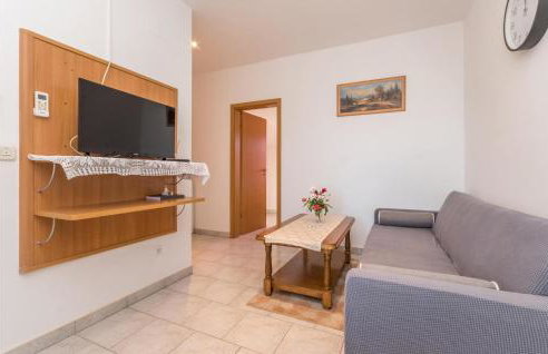 3 Bedroom Amazing Apartment In Banjevci - Foto 3