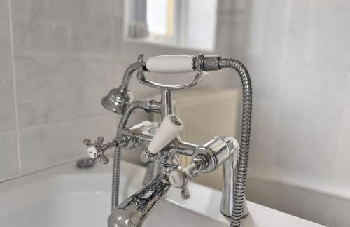 Spacious Home for Workers & Families - Quiet area - Foto 24