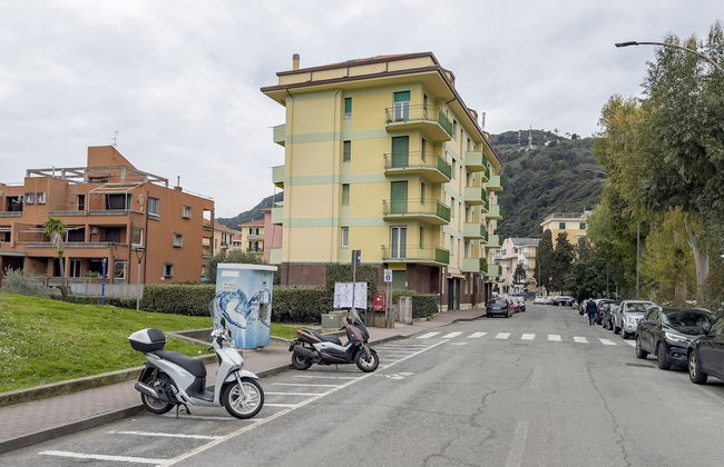 JOIVY Family Flat W/Terrace & Parking Near Beach - Foto 44