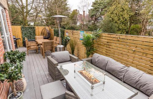 The Coach House - Beautiful and Spacious Outside Decking - Foto 4