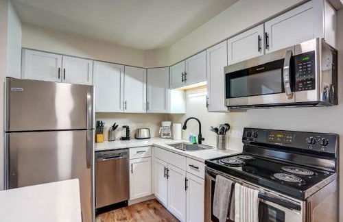 Pets Ok with Free parking and Dishwasher on Willy Street - Photo 1