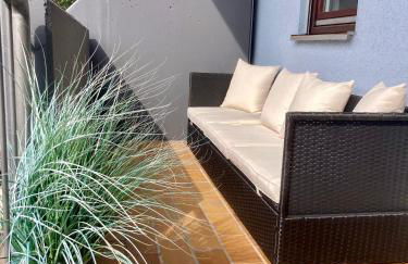 Living at Saarpartments -AdultsOnly- 2 Bedrooms, Kitchen - Business & Holiday Apartments for Long- and Short term Stay, 3 min to Train Station, Secure E-Bike Parking! - Foto 18