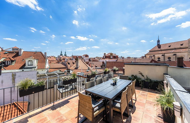 Charles Apartments in Old Town Prague - Photo 73