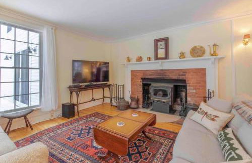 Picture Postcard Mansion in Manchester Village - Foto 9