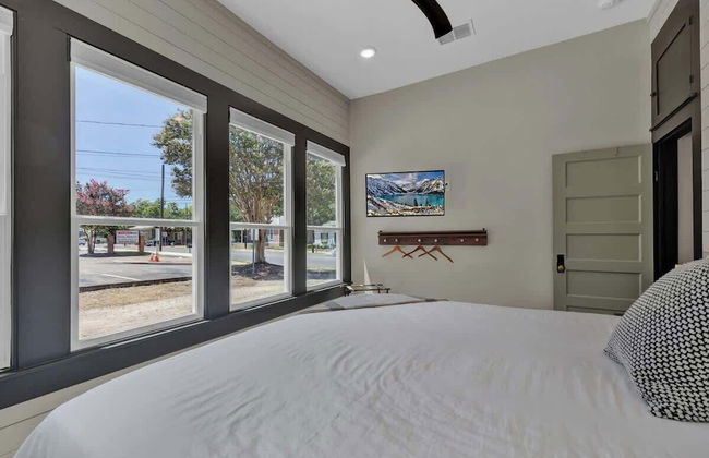 Historic Gem Near Schlitterbahn - Foto 3