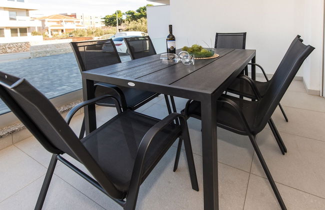 Apartments Mare B with pool - Photo 61