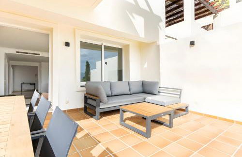 Luxury & Sunny Apartment with Breathtaking View in Marbella East - Foto 24