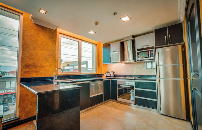 Fields Plaza Condo - Foto 26